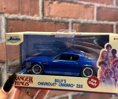 Miniatura Billy's Chevrolet Camaro Z28 – Stranger Things 