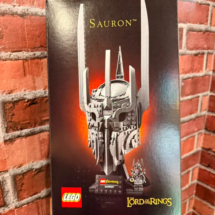 LEGO - O Senhor dos Anéis: O Elmo de Sauron