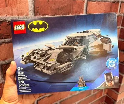 LEGO - Batmobile™ de Batman v Superman™