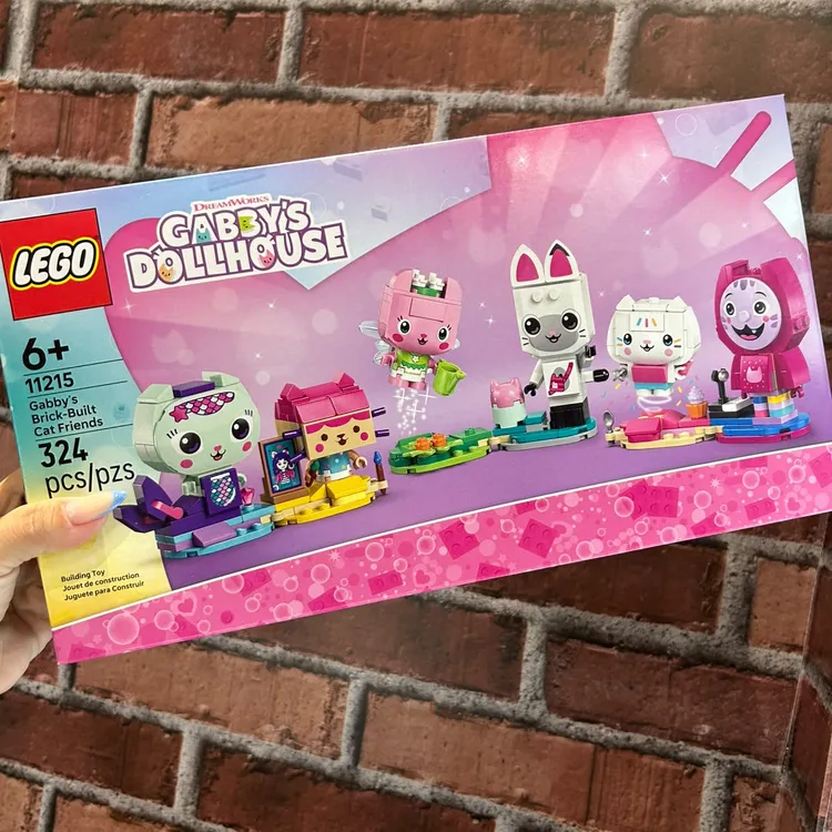 LEGO Gabby's Dollhouse – Os Amigos Felinos da Gabby – 11215