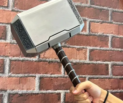Martelo mjolnir THOR em Resina com base