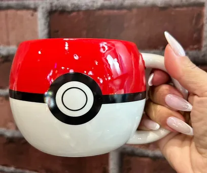 Caneca 3D Pokébola – Pokémon 