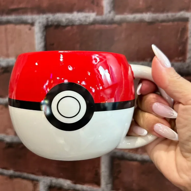 Caneca 3D Pokébola – Pokémon 