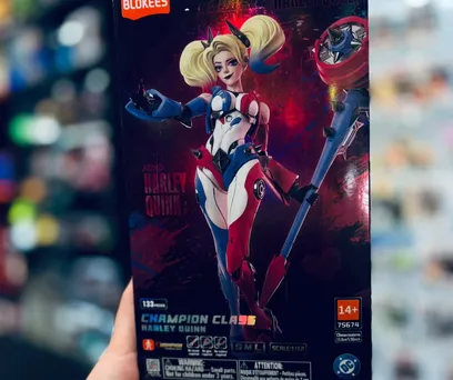 Blokees Articulado DC Champion Class – Harley Quinn 