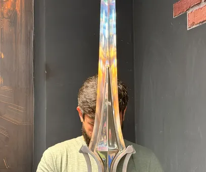 ESPADA HE-MAN METAL COM SUPORTE