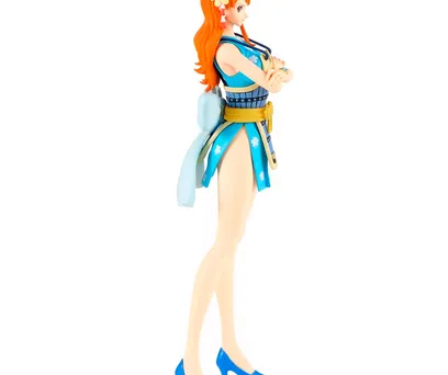 ESTÁTUA BANPRESTO ONE PIECE GLITTER AND GLAMOURS - NAMI WANOKUNI STYLE LL (VERSÃO B)