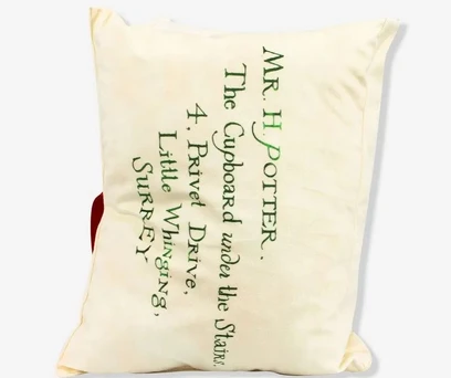 ALMOFADA FORMATO CARTA HOGWARTS – HARRY POTTER 