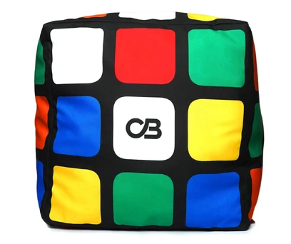 ALMOFADA FORMATO CUBO MÁGICO 