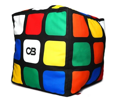 ALMOFADA FORMATO CUBO MÁGICO 