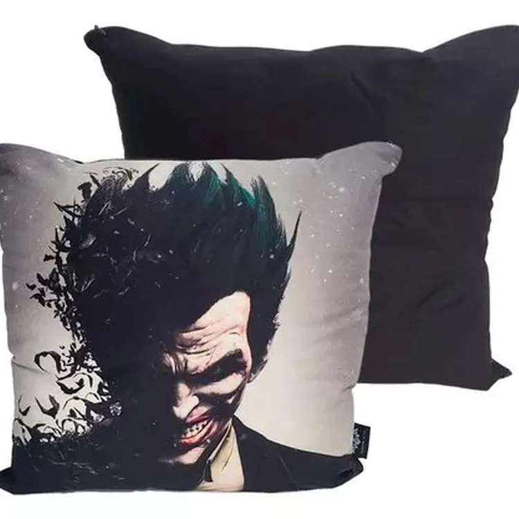 ALMOFADA 40X40 CORINGA ARKHAM 