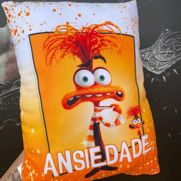 ALMOFADA DIVERTIDAMENTE 2 - ANSIEDADE 