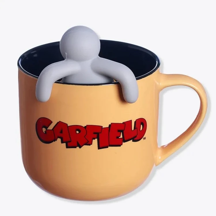 CANECA COM INFUSOR GARFIELD 