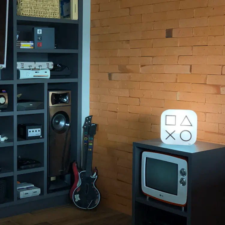 LUMINÁRIA PLAYSTATION BOX ÍCONES BRANCA