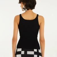 Regata Tricot Canelado Farmrio Preto Ref 15569 - imagem 1