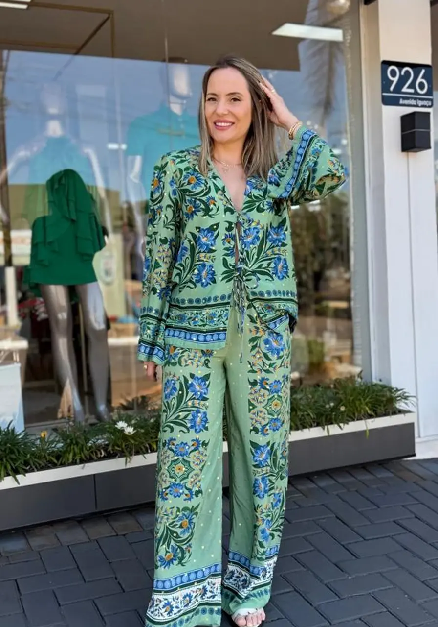 Blusa Amarração Estampada Azulejo Florido Farm Ref 14869