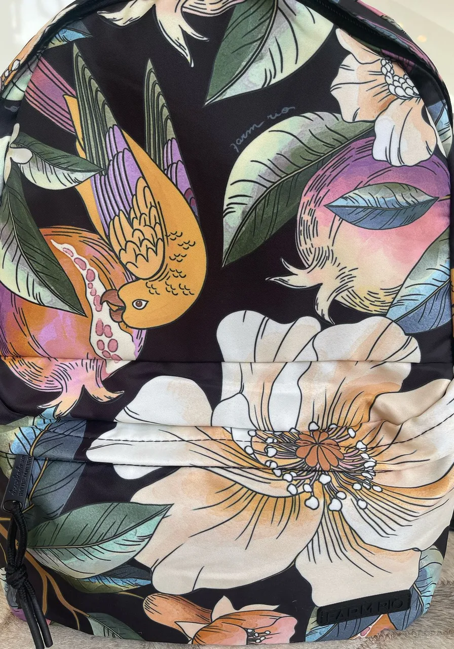 Mochila Farm Xodó Romance Em Flor Preta