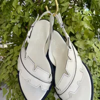 Sandália Salto Rasteiro Nude Farm Rio Ref 14227 - imagem 2