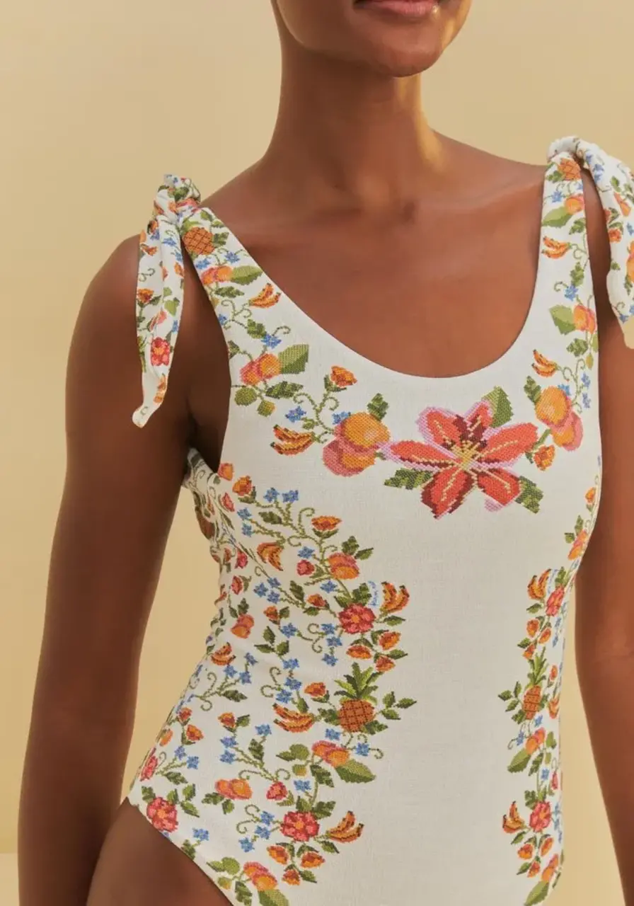 Maio Localizado Vitamina de Banana Farm 