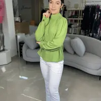 Blusa Morena Rosa Manga Longa Verde - imagem 1