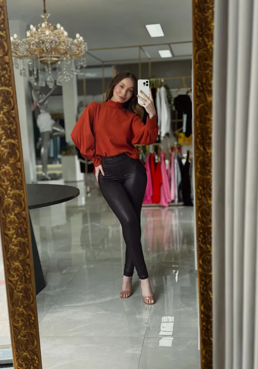 Blusa Manga Longa Abertura Na Lateral morena rosa