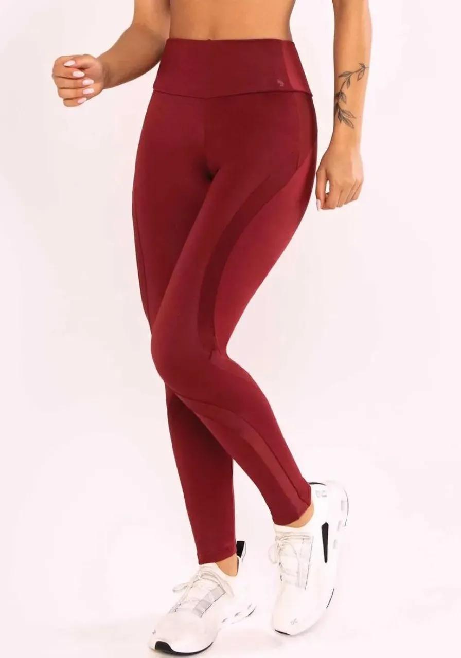 Legging Couro Ecológico Recortes Foscos