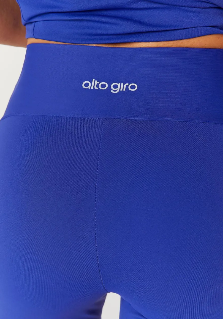 Shorts Com Elástico Lateral Alto Giro