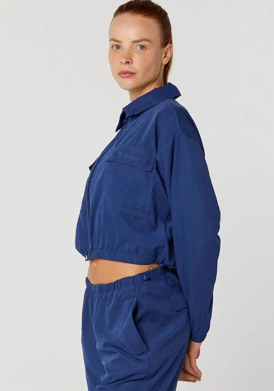 Jaqueta Cropped Com Zíper Alto Giro