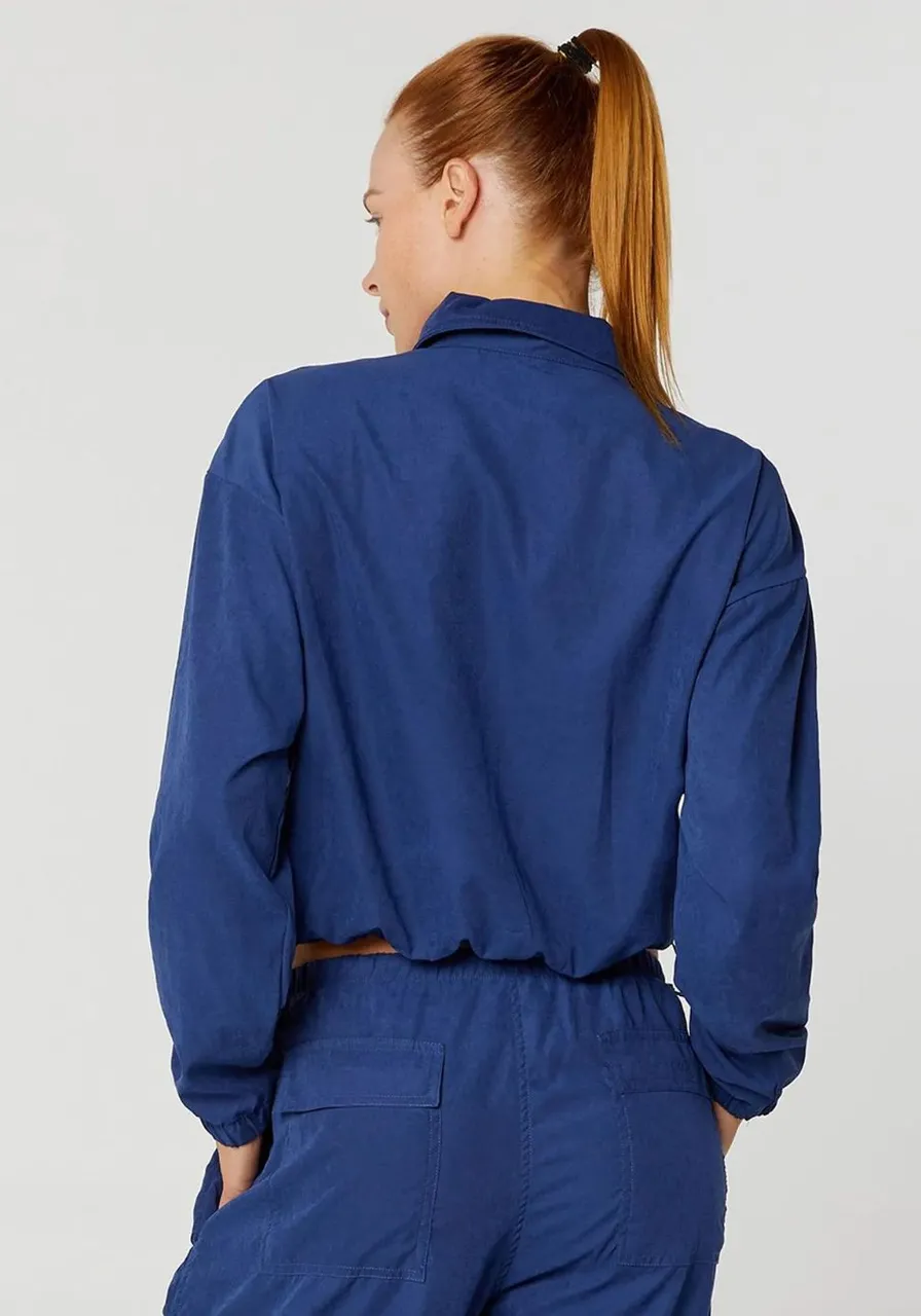 Jaqueta Cropped Com Zíper Alto Giro