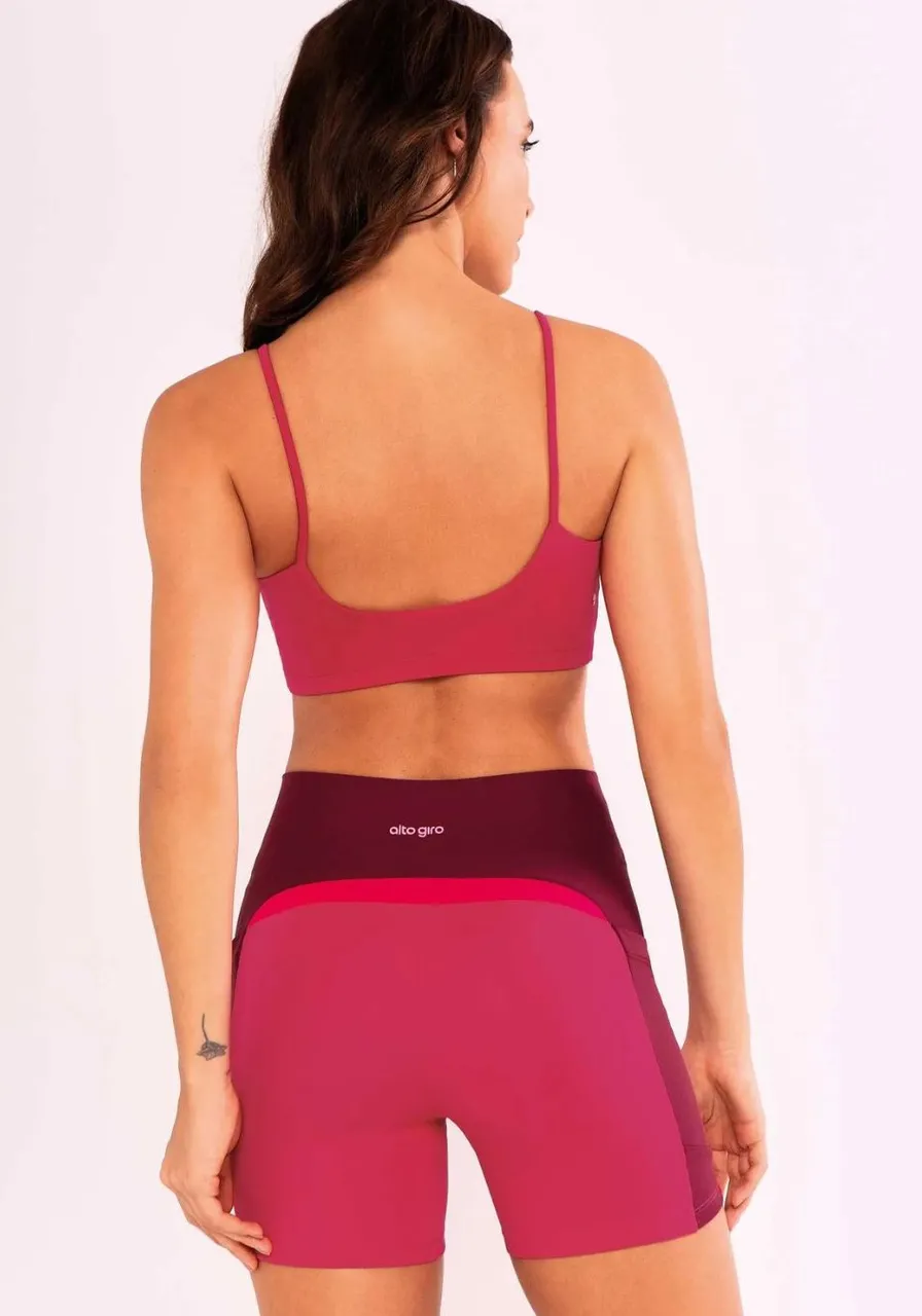 Bermuda Hyper Recortes E Bolso