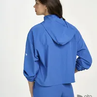 Jaqueta Cropped Com Capuz E Bolsos Azul Alto Giro Ref 13840 - imagem 2