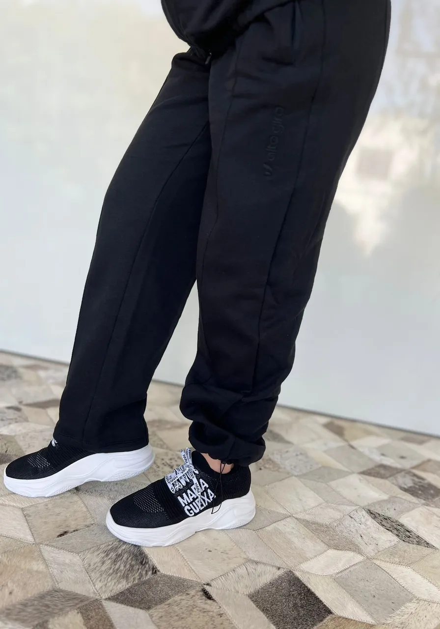 Calça Moletom Barra Reta Preto