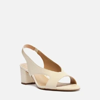 Sandália Salto Medio Couro Branca Arezzo Ref 13844 - imagem 1