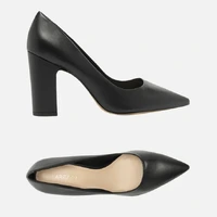 Scarpin Preto Couro Bico Fino Arezzo Ref 14214 - imagem 4