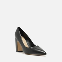 Scarpin Preto Couro Bico Fino Arezzo Ref 14214 - imagem 2
