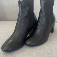 Bota Salto Medio Arezzo 14518 - imagem 2