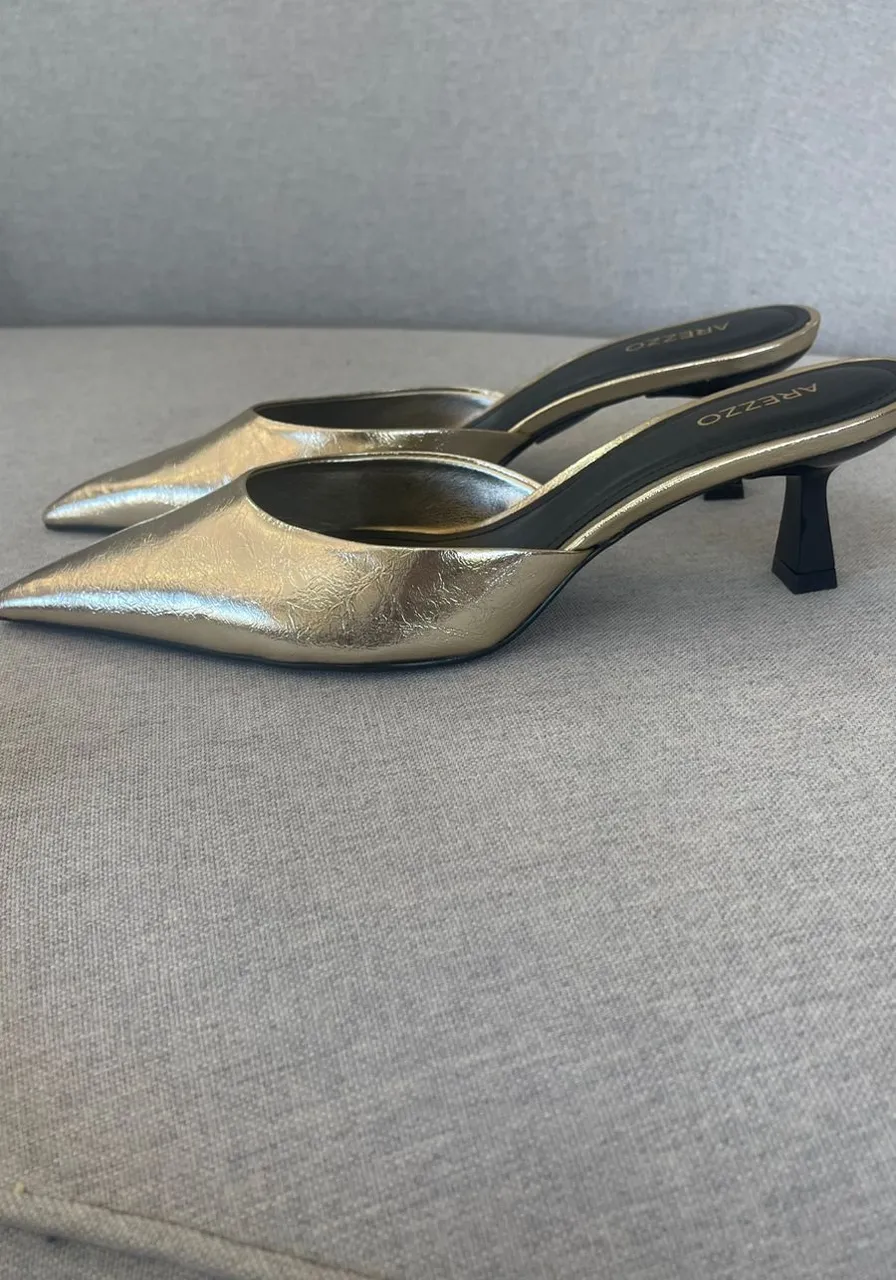 Sandália Salto Medio Dourada Arezzo Ref 14598