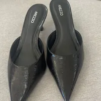 Sandália Salto Medio Preto Arezzo Ref 14597 - imagem 1