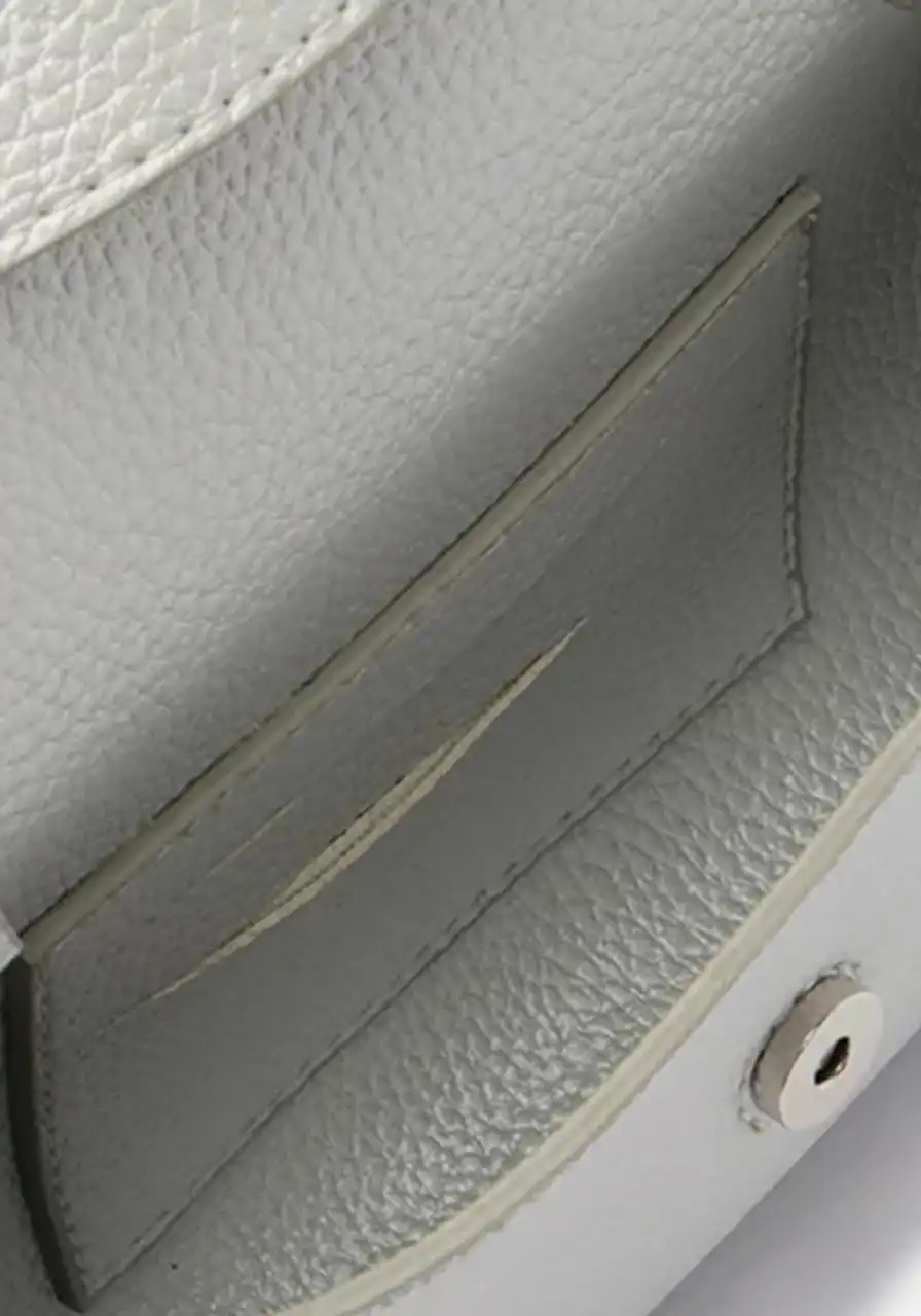 Bolsas Pequena Sintéticos Arezzo Metalizado Prata  Ref 13340