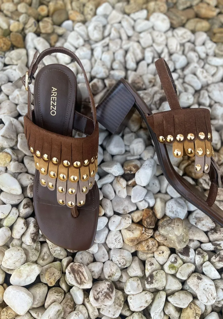 Sandália Salto Baixo Camurçado Marrom Arezzo Ref 15020