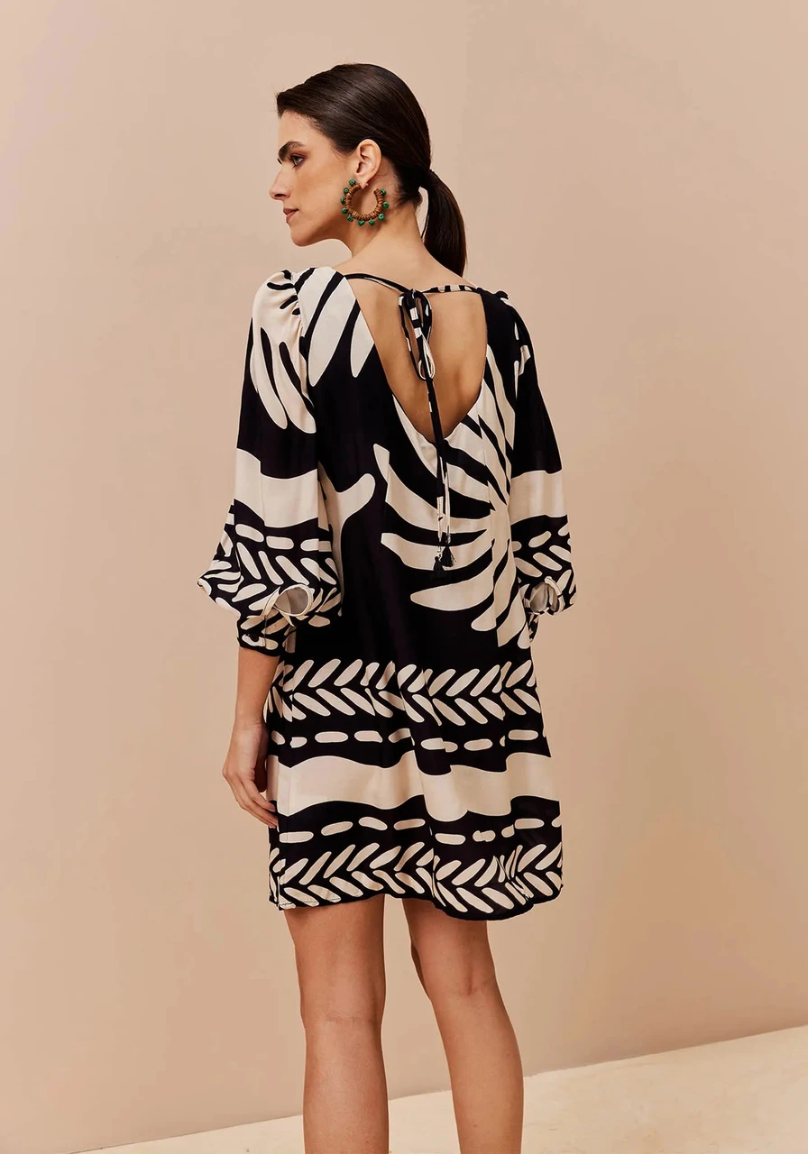 vestido curto amplo manga longa CaCay Ref 13283