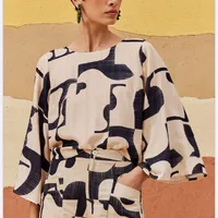 Blusa quadradinha manga kimono CaCay Ref 13274 - imagem 2