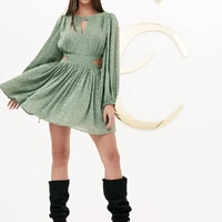 Vestido Curto Com Recortes - imagem 3