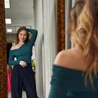 Blusa Carlota Costa Com Sobreposição  - imagem 3