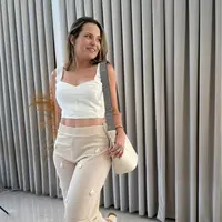 Calça Reta de Tela com Detalhes Conchas Carlota Costa  - imagem 4