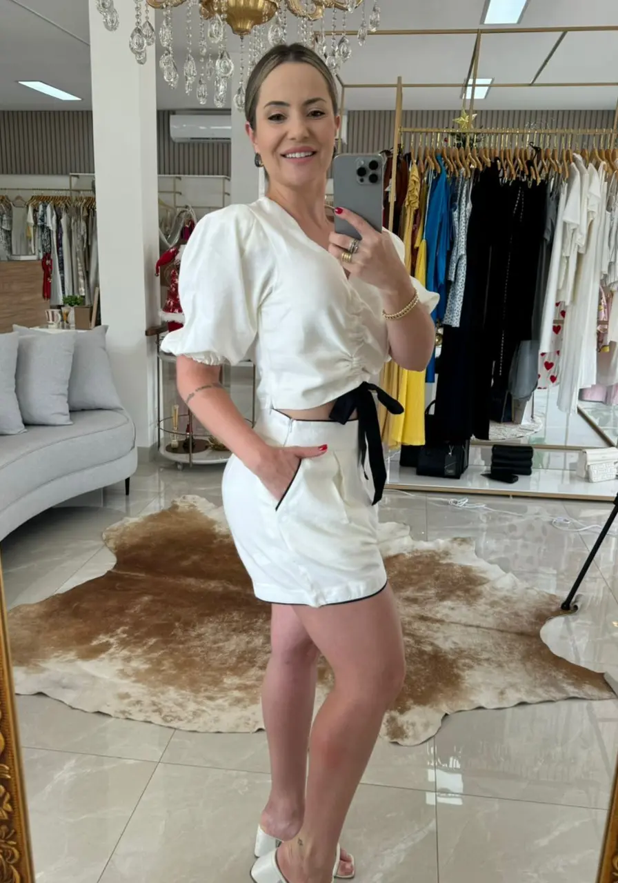 Blusa Fofa com Amarração Carlota Costa 