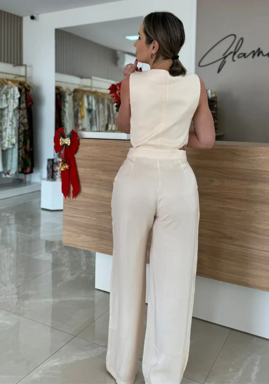 Macacão Alfaiataria Carlota Costa 