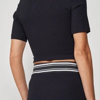 Blusa Cropped Canelado Com Gola  - imagem 1