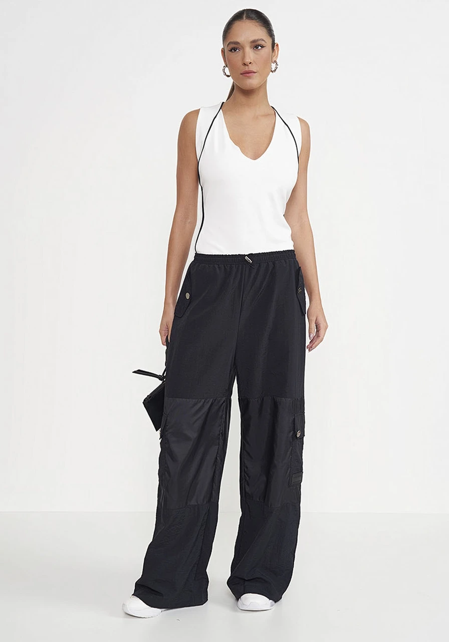 Blusa Regata Com Recortes Colcci