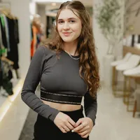 Blusa Cropped Mangas Longas Colcci Cinza  - imagem 3