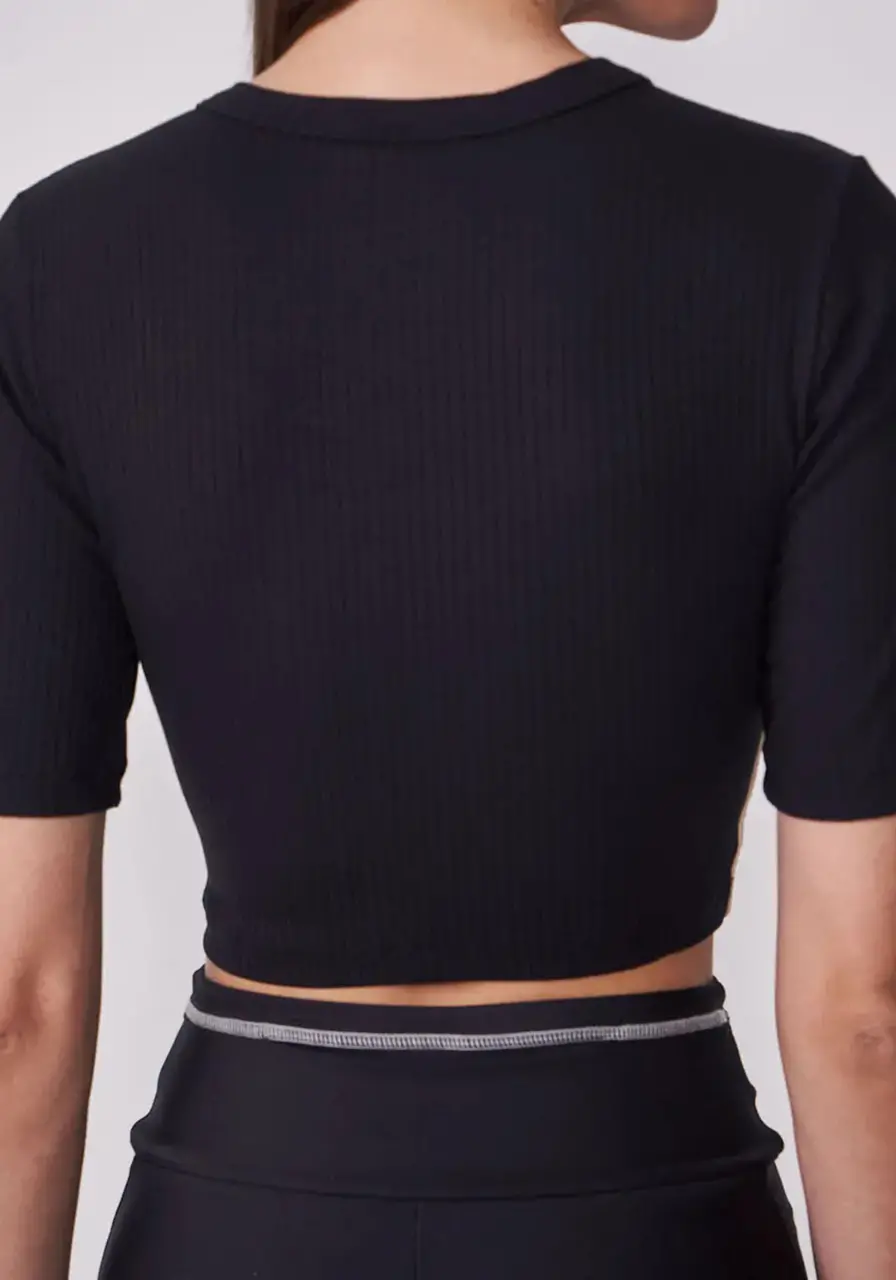 Blusa Canelada Preto Colcci Sport 